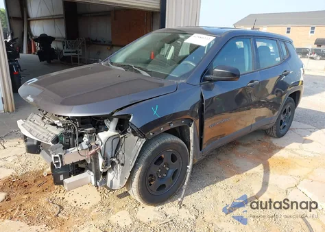 2018 Jeep Compass Sport Fwd z USA, uszkodzony, nr VIN 3C4NJCAB0JT233112